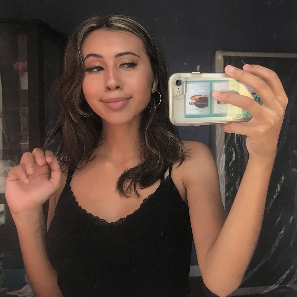 Meet your Posher, Jazmin